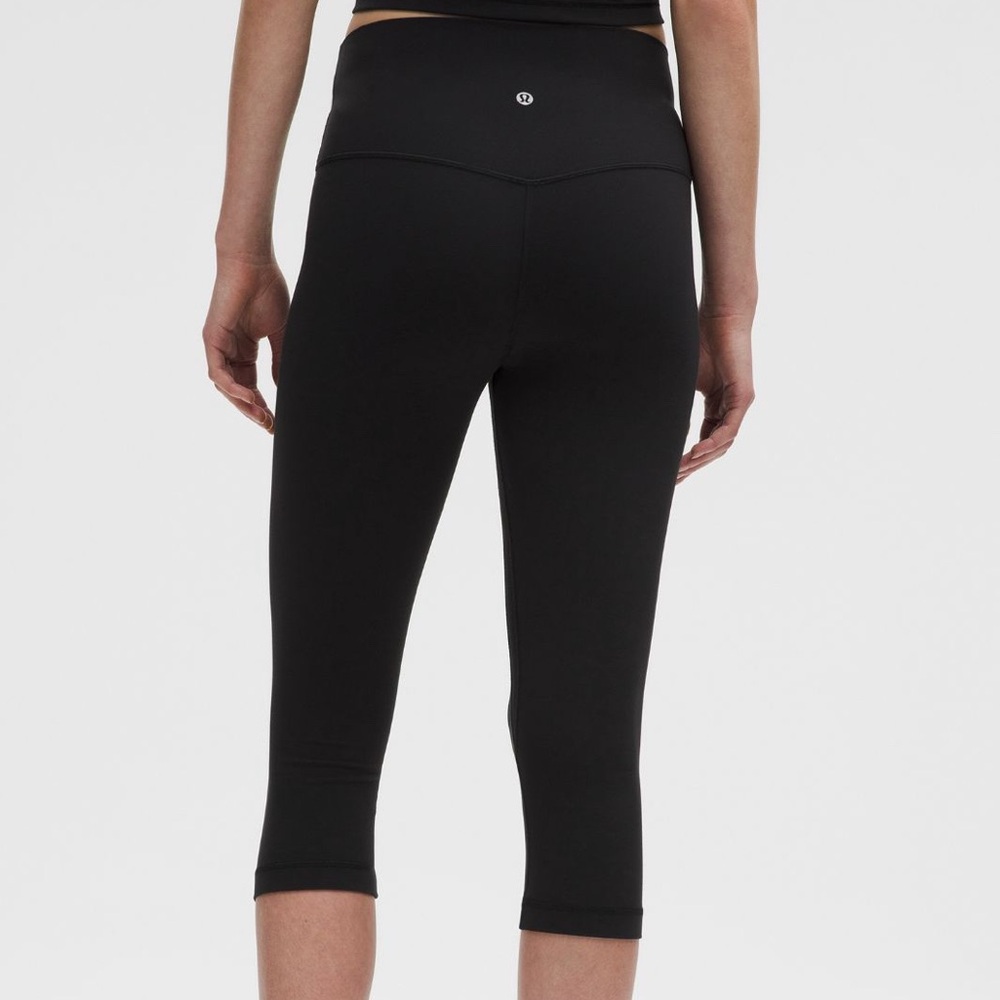 Lululemon Athletica Black Capri Pants